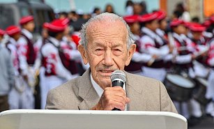 Rinde Huamantla homenaje a Don José Hernández Castillo, Che Che