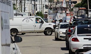 Hombre asesinado a balazos a plena luz del día cerca del C5 en Acapulco