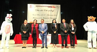 Encabezan conmemoración del Día del Odontólogo en el 50 aniversario de la Facultad