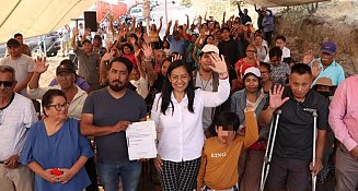 Ariadna Ayala mejora calidad de vida con obras eléctricas en Atlixco