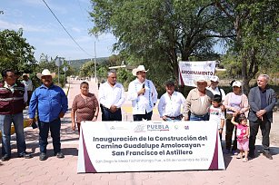 Puebla impulsa desarrollo comunitario con nuevos caminos en tres municipios