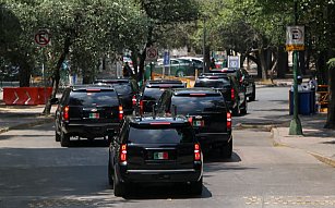 Claudia Sheinbaum estrenará camionetas blindadas de lujo para funcionarios