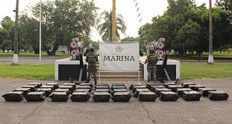 Marina realiza histórico decomiso de droga y combustible en Michoacán