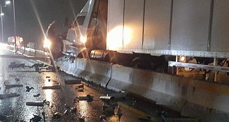 Tráiler choca en la México-Cuernavaca y genera caos vial en Palmira