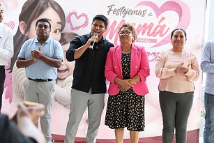 Arranca Omar Muñoz festejos por el "Día de las Madres” en San Lorenzo Almecatla y Sanctorum 