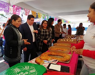 Inicia la séptima edición de la Feria de la Rosca 2025 en San Andrés Cholula