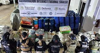 Aseguran 4,700 litros y 269 kilos de metanfetamina en Sinaloa