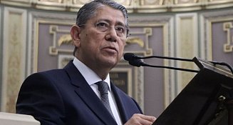 Exfiscal de Puebla llega a Instituto de Migración 