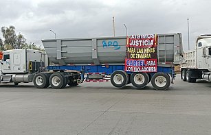 Manifestantes bloquean la México-Querétaro; afecta ambos sentidos