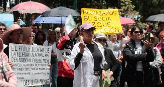 Protestan en el Zócalo de Puebla contra elección del Poder Judicial