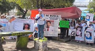 Madres buscadoras "celebraron" el 10 de mayo manifestándose en Puebla 