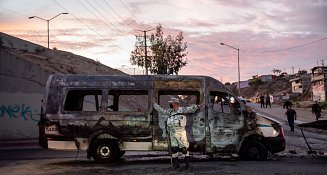 Bloqueos e incendios en Baja California fue por presunta pelea entre cárteles de Sinaloa y Jalisco; hay 17 detenidos