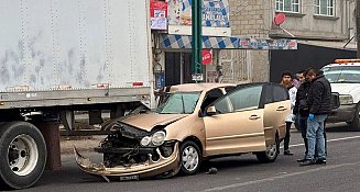 Accidente fatal en Toluca deja una mujer muerta y conductor prófugo