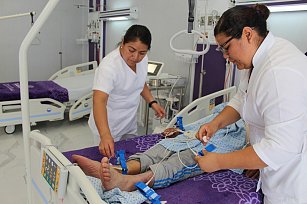 Día de la Enfermería: Más de 2,900 Héroes de la Salud en Tlaxcala