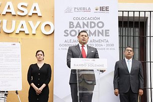 Colocan Bando Solemne para dar a conocer que Alejandro Armenta es el próximo gobernador de Puebla 