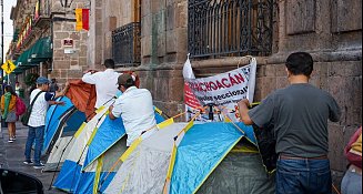 CNTE mantiene plantón en el Centro Histórico, pero sin bloquear Palacio Nacional