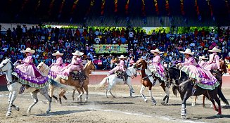 ¡Vibrante fiesta tradicional en la Feria de Ferias Tlaxcala 2024 con 80 escaramuzas!