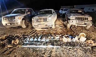 Sonora: Aseguran armas, vehículos blindados y 147 kg de metanfetamina