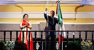 Edmundo Tlatehui y Guadalupe Cuautle encabezan conmemoración del Grito de Independencia en San Andrés Cholula