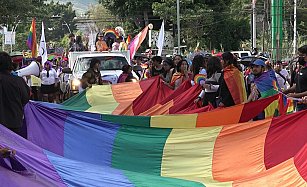 CDMX reconoce a personas no binarias en la Ley de Atención LGBTTTI+