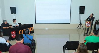 Estudiantes UATx exponen investigaciones sobre problemáticas en Tlaxcala