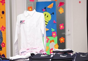 Fortalece Lupita Cuautle Identidad Institucional con Entrega de Uniformes a personal del Sistema Municipal DIF