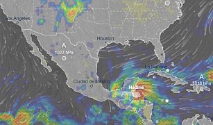 Tormenta tropical Nadine golpea Quintana Roo y avanza hacia la Península