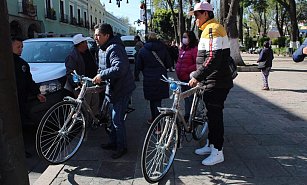 Gobierno de Tlaxcala entrega 30 bicicletas a taqueros, símbolo de cultura y esfuerzo