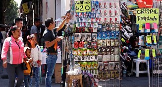 Ayuntamiento de Puebla retira más de 100 casetas y reduce comercio informal en el Centro Histórico
