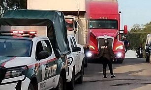 Reabren circulación en la México-Querétaro tras accidente; tráfico lento