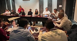 Dialogan autoridades y estudiantes de la Normal Rural Carmen Serdán