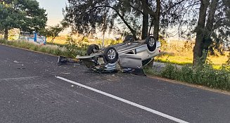 Accidente en la Vía Corta deja un muerto tras volcadura en Mazatecochco