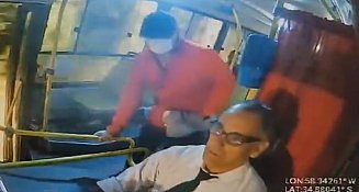 Conductor de autobús es apuñalado por pasajero en ataque motivado por celos