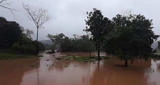 Desbordamiento del río Uxpanapa afecta a Oaxaca