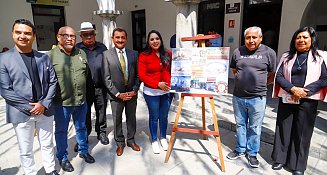 Exposición "Mexicanos en Nueva York" en la presidencia municipal de San Pedro Cholula