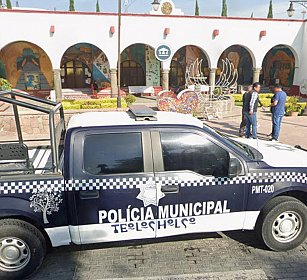 Teolocholco: denuncian abusos de policías sin credenciales ni placas