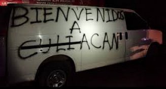 Violencia en Sinaloa durante gira presidencial: Hallan cuerpos en camioneta abandonada