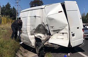 Milagroso escape en choque múltiple en la carretera San Martín Texmelucan