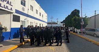 Policías de San Pedro Cholula exigen cambios; alcaldesa promete mejoras