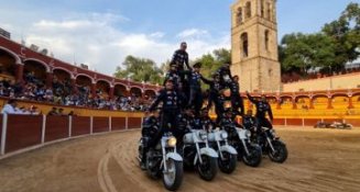Con show de acrobacias en moto, celebra SSC el Día del Niño en Tlaxcala