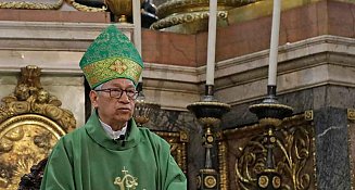 Obispo de Puebla llama a promover el bien común y la democracia en misa en la Catedral