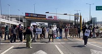 Estudiantes de la BUAP bloquean Vía Atlixcáyotl exigiendo un paso peatonal