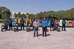 Omar Muñoz entregó equipo y motopatrullas a la SSCyPC