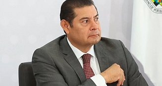 Alejandro Armenta no descarta prohibir narcocorridos en Puebla