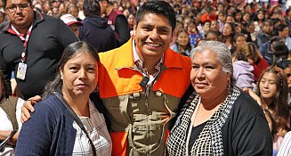 Encabeza Omar Muñoz junto a Tere Alfaro, gran celebración por el “Día de las Madres” 