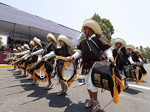 Anuncian cierres viales por desfile del 5 de Mayo en Puebla