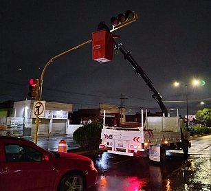Avanza la modernización de semáforos en San Pedro Cholula: compromiso cumplido de la presidenta Tonantzin Fernández