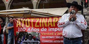 Organización 28 de Octubre se suma a marchas por los 43 normalistas de Ayotzinapa en Puebla