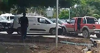 Accidente en Cancún: choque entre tres vehículos deja daños materiales