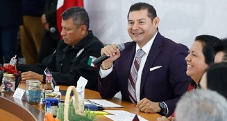 Llama Armenta a presidentes municipales a priorizar seguridad y servicios públicos